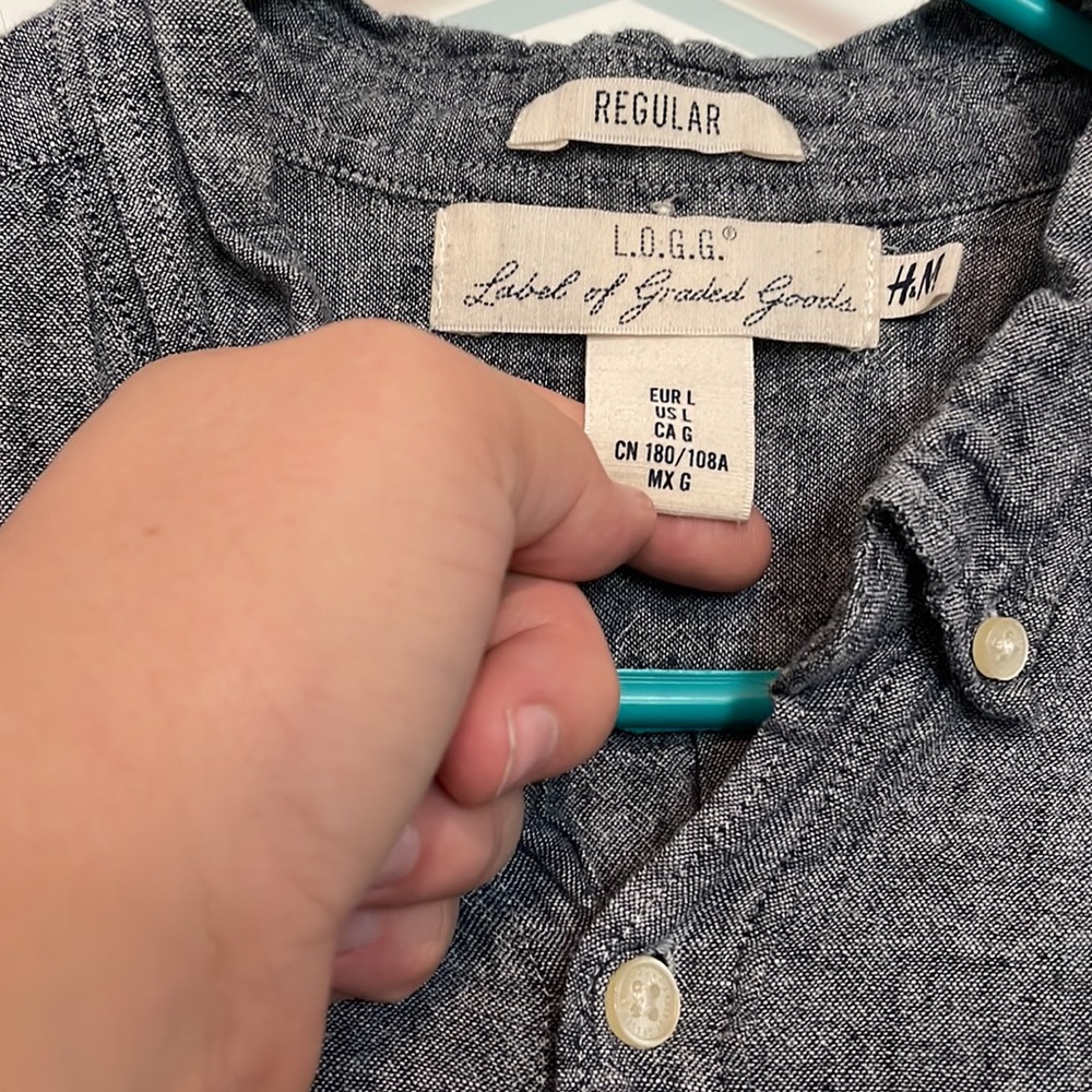 H&M Button Up - Picture 2 of 5